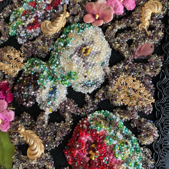 Vintage 1960’s Beaded Caron of Huston Texas Purse with Gold Hardware - Picture 11 of 12